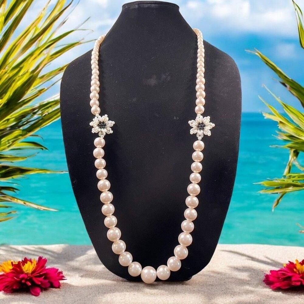 Classic Faux Pearl Necklace Floral Elegant Bridal Retro Statement Classic Unique